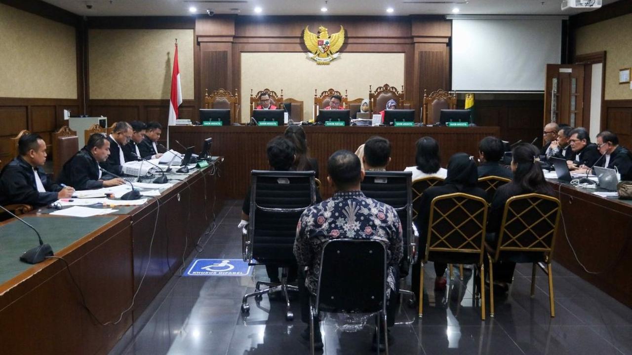Stafsus SYL Sebut Surya Paloh Ketahui Kegiatan Bagi-Bagi Sembako dan Hewan Kurban
