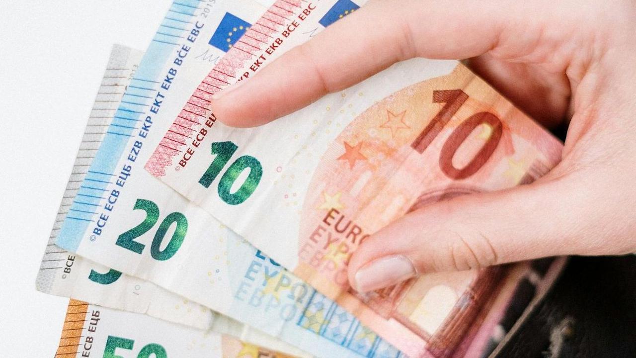 2. Lunasi Utang, Terutama Jika Pakai Paylater