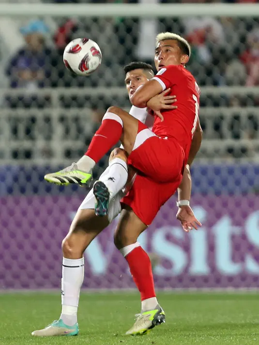Palestina termasuk peserta non-unggulan yang telah memastikan tiket ke perdelapan final Piala Asia 2023. Kelolosan Palestina berkat kemenangan atas Hong Kong pada matchday penutup di grup. (AP Photo/Hussein Sayed)