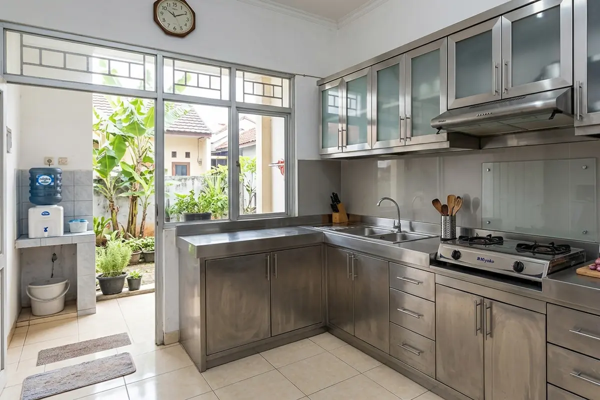 Material Kitchen Set yang Mudah Dibersihkan, Tak Capek saat Bersih-Bersih Setelah Masak