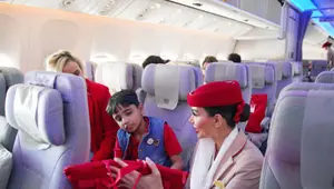 Anak-anak neurodiverse melakukan familiarisasi penerbangan di Bandara Internasional Dubai. (Foto: Dokumen/Emirates)