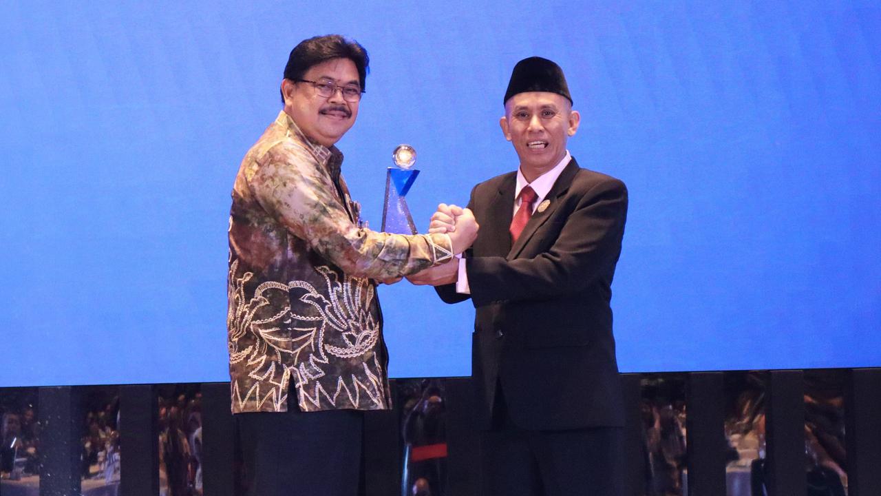 Raih Kategori Informatif, Pemprov Kalsel Terus Berkomitmen dalam Keterbukaan Informasi