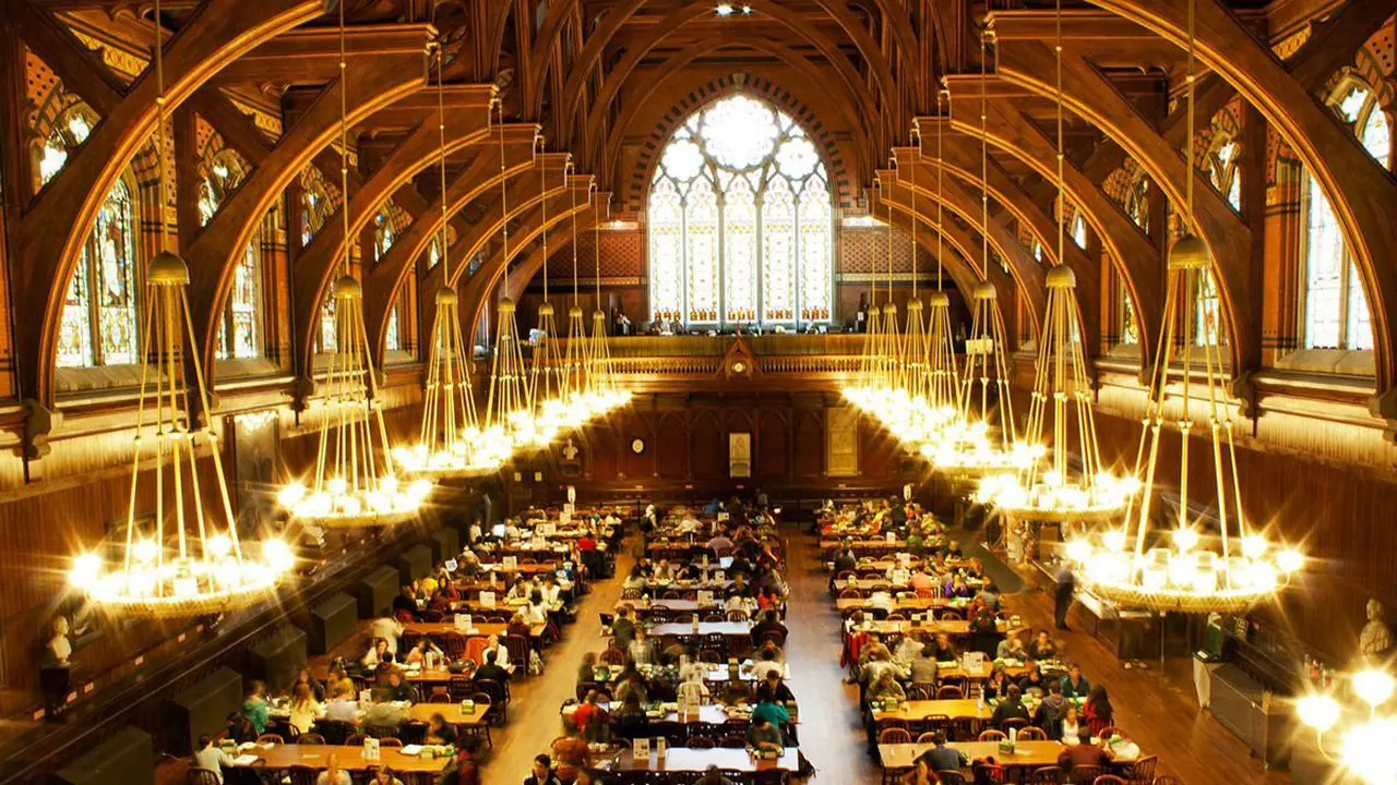 Harvard University (Foto: easyuni.com).