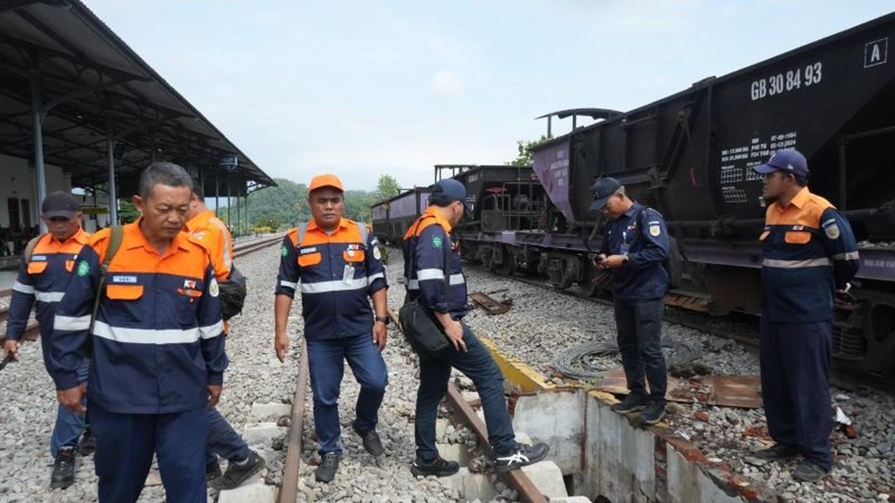 Siagakan 108 Petugas Ekstra, KAI Jember Pastikan Keselamatan Perjalanan Nataru 2025/2026