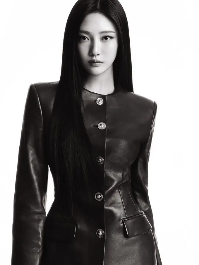 Pesona Mahal Ningning aespa Jadi Brand Ambassador Versace, Tampilannya Bikin Pangling