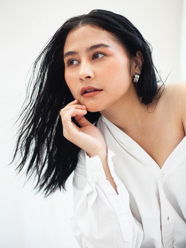 Prilly Latuconsina. (Foto: Instagram @prillylatuconsina96)