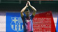 Paulinho resmi diperkenalkan sebagai pemain Barcelona pada Kamis (17/8/2017). (dok. Barcelona)