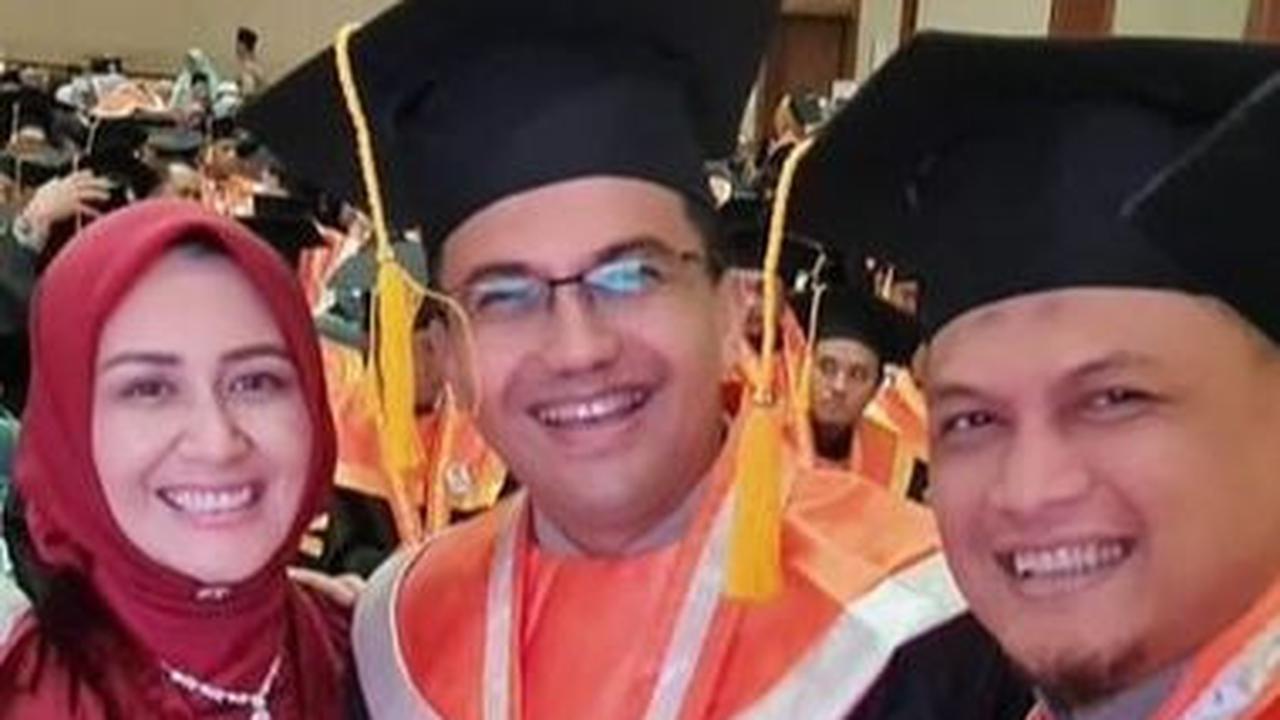 Tetap Kuliah Ditengah Kesibukannya