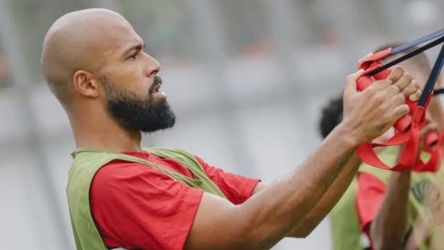 Alex de Aguiar Gomes atau Alex Tanque