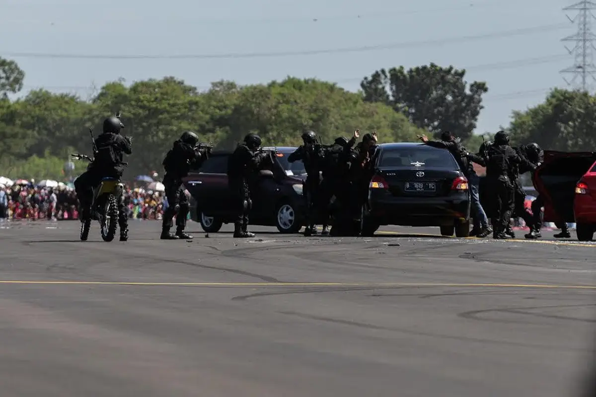 TNI Terlibat Tangani Terorisme