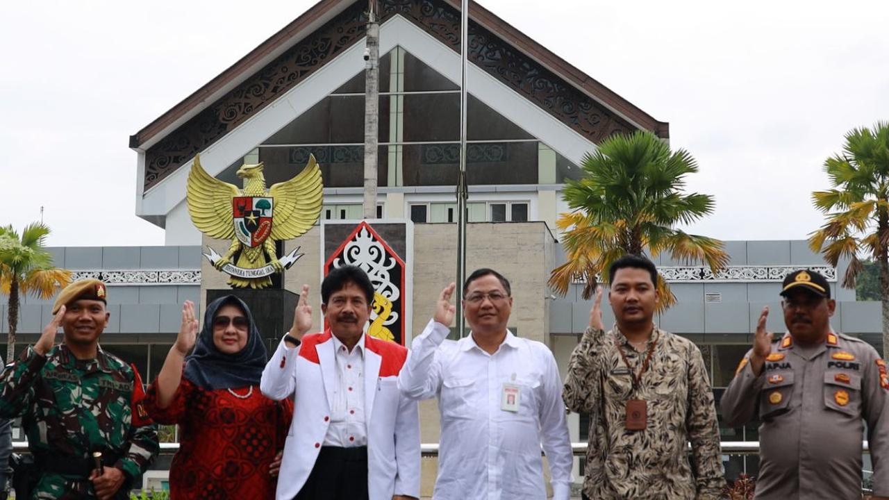 "Kami berharap, keberadaan BPIP selalu memberikan pemahaman arti pentingnya Ideologi Negara (Pancasila)," ujarnya.