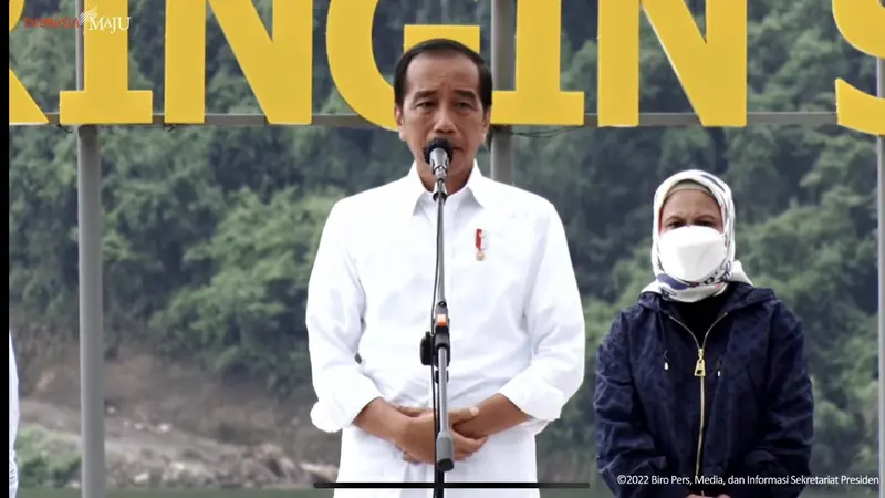 Presiden Joko Widodo (Jokowi) meresmikan Bendungan Beringin Sila di Nusa Tenggara Barat (NTB).