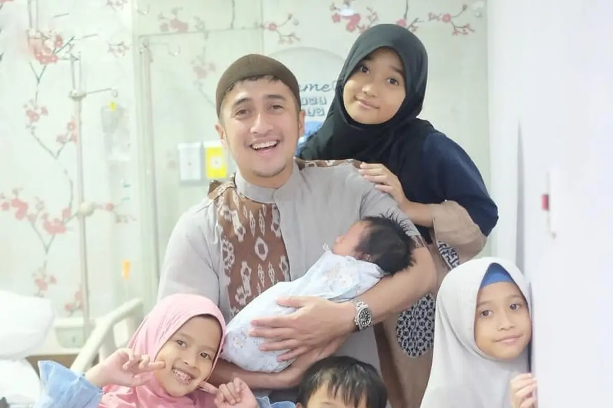 [Fimela] Irfan Hakim