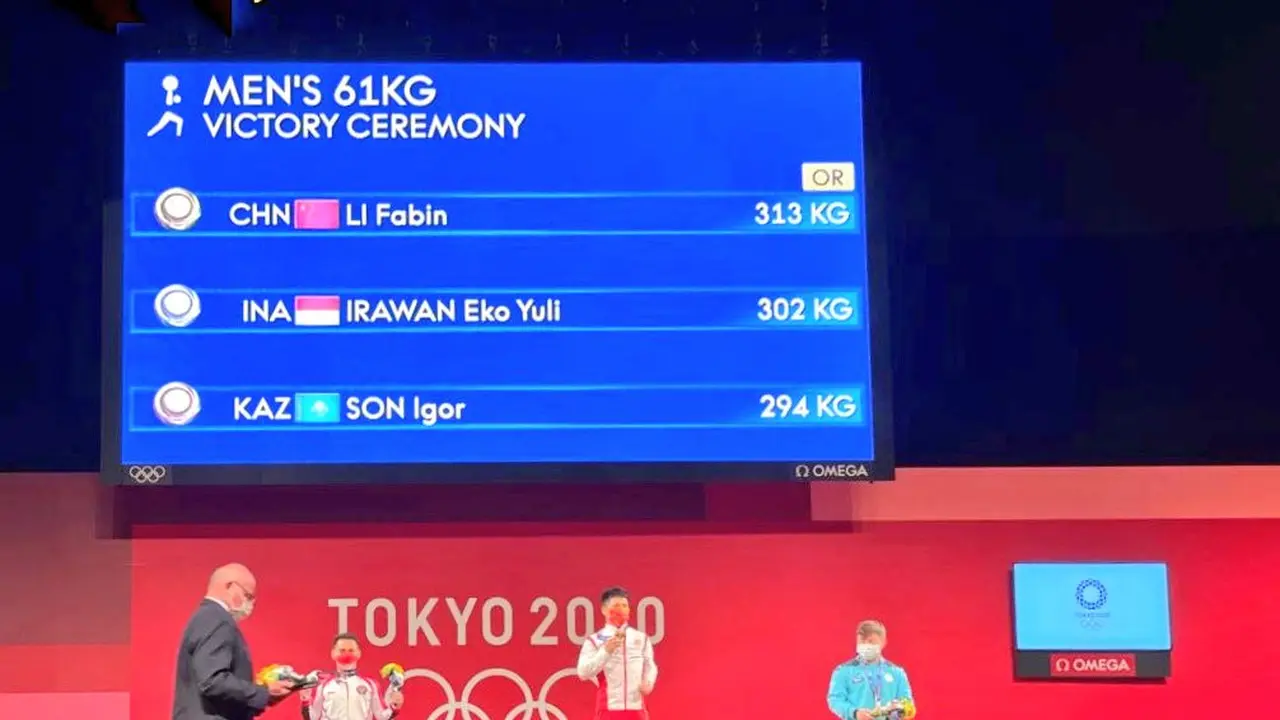 Eko Yuli Irawan sumbangkan medali perak untuk Indonesia di ajang Olimpiade Tokyo. Foto KBRI Tokyo