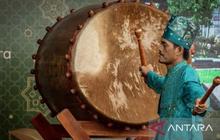 Meriahkan Malam Takbiran, Pemkab Karawang Gelar Festival Ngadulag dan Takbir Keliling
