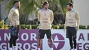 Menyusul absennya sejumlah pemain karena menjalani hukuman larangan bermain, pelatih timnas Argentina Lionel Scaloni diprediksi bakal melakukan rotasi pemain. (LUIS ROBAYO/AFP)
