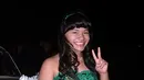 Mengenakan dress hijau gemerlap. artis cilik Amel Carla turut hadir dalam resepsi pernikahan Nycta-Rizky. (Deki Prayoga/Bintang.com)
