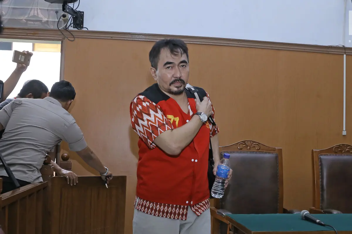 Gatot Brajamusti