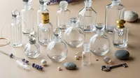 Botol Kaca Bekas Parfum Bisa Jadi Apa? Ini 10 Ide Daur Ulang Bernilai Guna &amp; Ekonomi