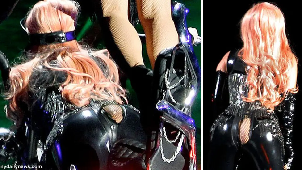 lady-gaga-robek-130114b.jpg