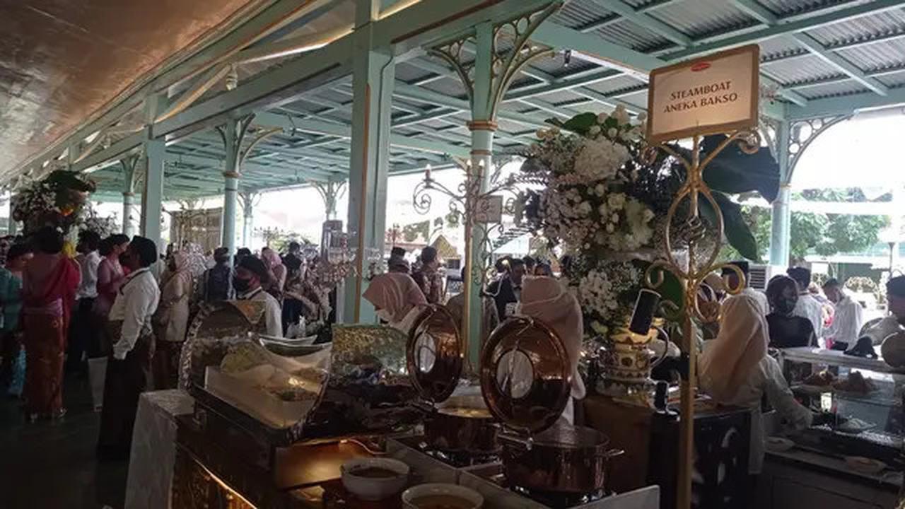 Kuliner Malam Solo, Icip 30 Rasa Lokalnya Mulai dari Nasi Liwet hingga Bestik yang Ngangenin