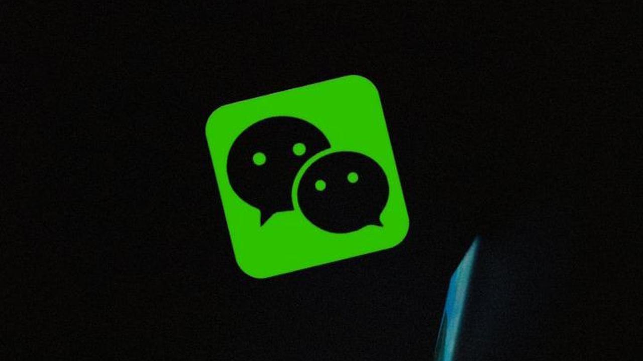 Wanita ini Pilih Resign daripada Pusing Punya 600 Grup Chat Kantor