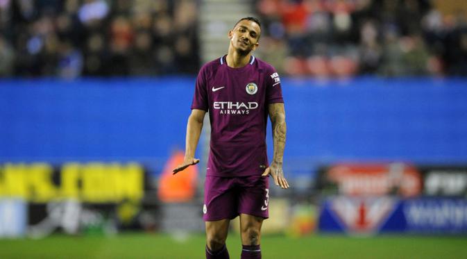 Image result for Inter Milan Semakin Dekat Boyong Bek Manchester City