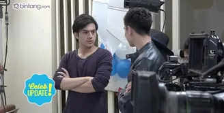 Main di beberapa film, akting Rizky Nazar sudah tidak bisa diragukan lagi. Tapi, adegan apa sih yang menurut Rizky paling sulit?