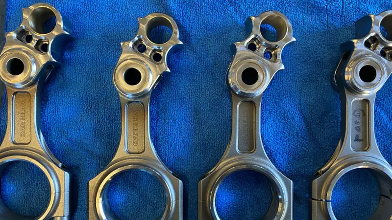 Connecting rod two pieces dipercaya bisa tingkatkan torsi di ruang mesin