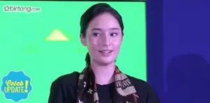 Tatjana Saphira ikut menari di acara Indonesia Menari 2016. Ia mengaku dirinya sudah menyukai dunia seni tari sejak kecil.