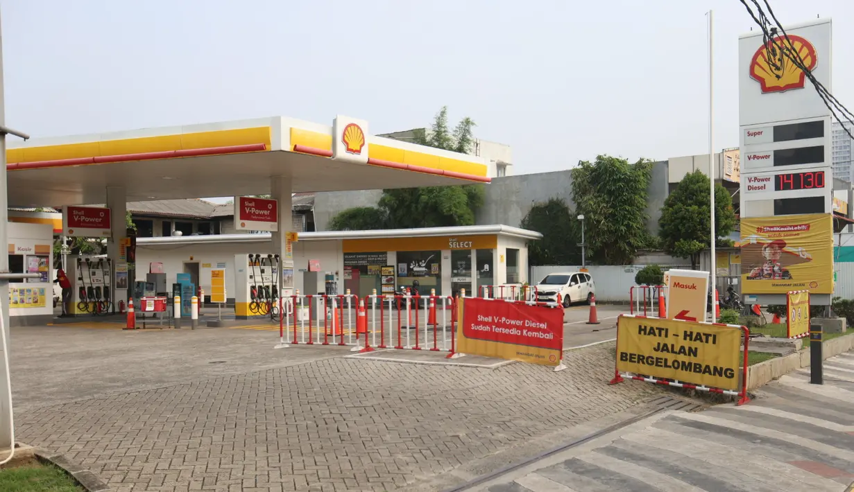 Sejumlah SPBU swasta di Jabodetabek hanya menjual solar (diesel). (Kapanlagi.com/Budy Santoso)