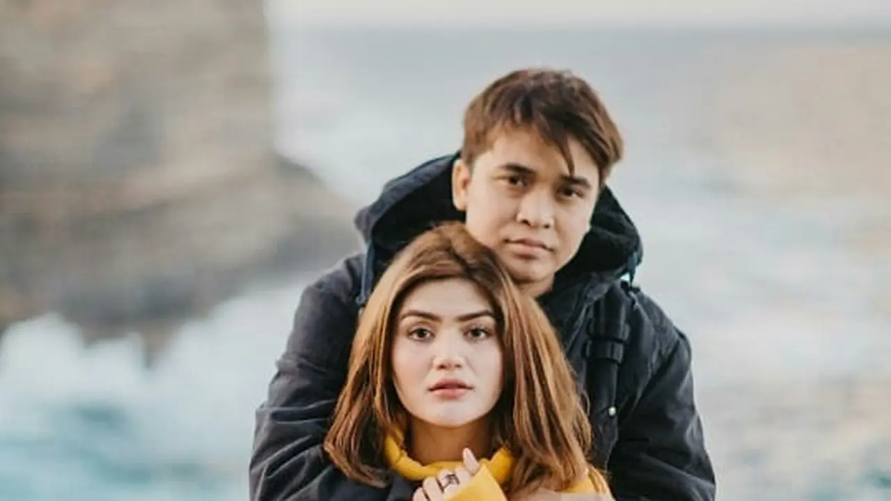 Lama Tak Terdengar Kabarnya, Ini 6 Potret Terbaru Hilda Vitria Mantan Billy Syahputra