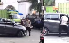 Rekaman Video Polisi di Ambon Banting Pemobil di Tengah Jalan, Cuma karena Diprotes Naik Pitam