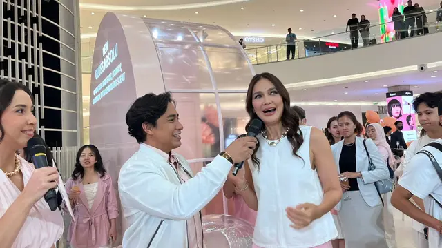 Tampilan Cantik Luna Maya