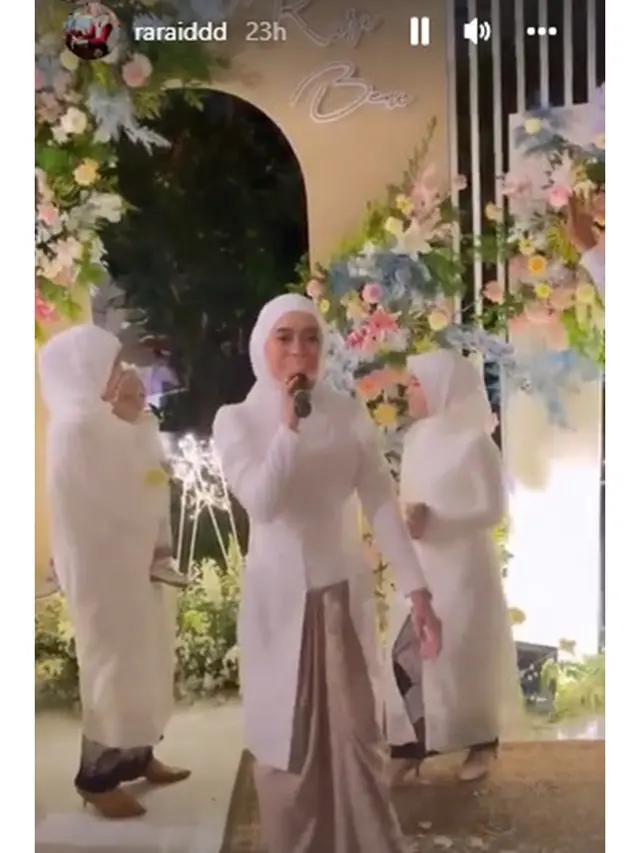 7 Potret Pertunangan Beni Mulyana Kakak Lesty Kejora, Digelar Mewah dan Meriah