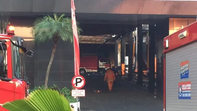 Situasi di Gedung Kejaksaan Agung yang mengalami kebakaran, Minggu (23/8/2020).