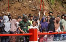 TNI Sambungkan Jalan Malalak Pascabanjir, Pulihkan Konektivitas Agam dengan Jembatan Armco