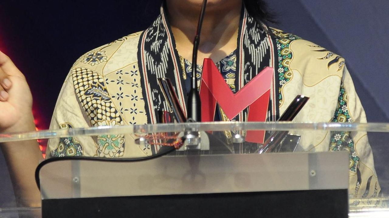 Kemudian ada sosok Inspiratif Bidang Lingkungan yakni Deti Kurnia yang juga menerima penghargaan Merdeka Awards 2023.