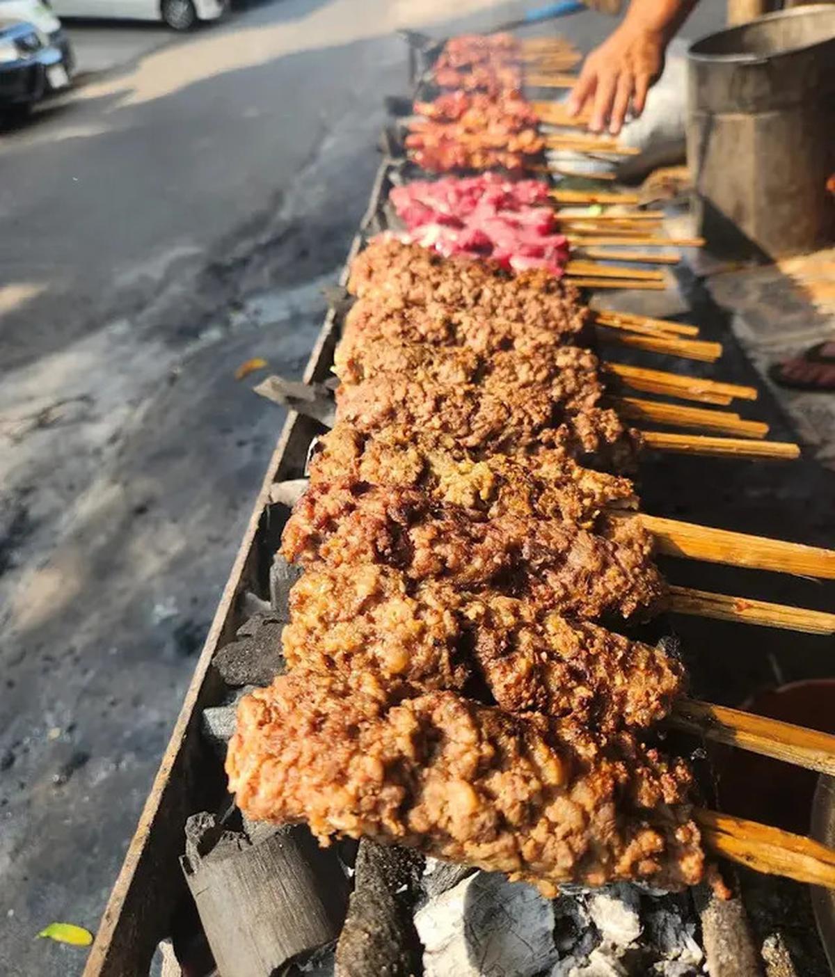 30 Rekomendasi Tempat Makan Enak di Solo, dari Legendaris hingga Instagramable