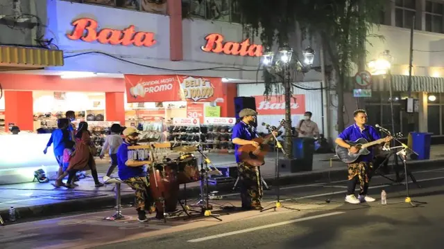 Iki Loh Rek, Tempat Berburu Kuliner dan Wisata Heritage di Surabaya