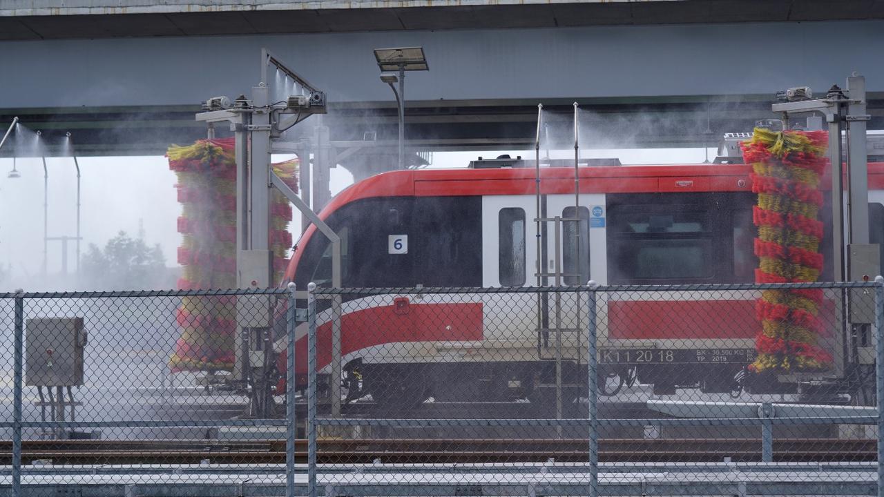 LRT Jakarta Ternyata Dicuci Otomatis Sambil Jalan, Begini Cara Kerja dan Penampakkannya
