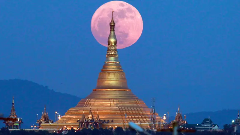 Supermoon di Myanmar