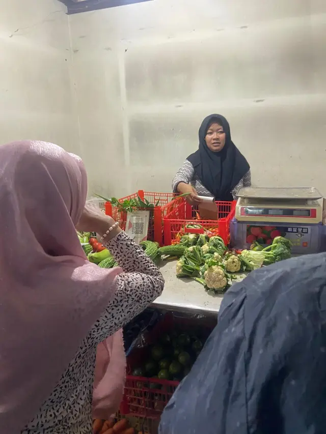 Toko 'Bakar Sayur' di Pasar Kolombo