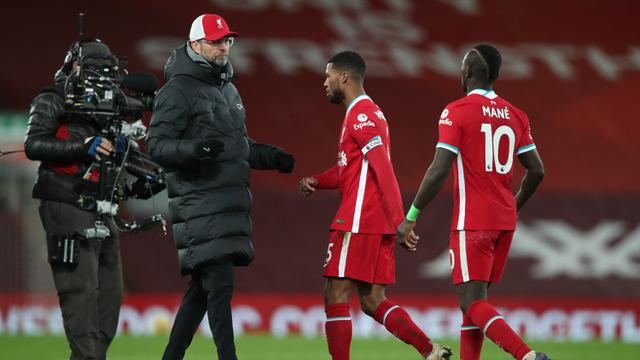 FOTO: Duka dan Ekspresi Kekecewaan Skuad Liverpool dalam Kekalahan dari Burnley 0-1