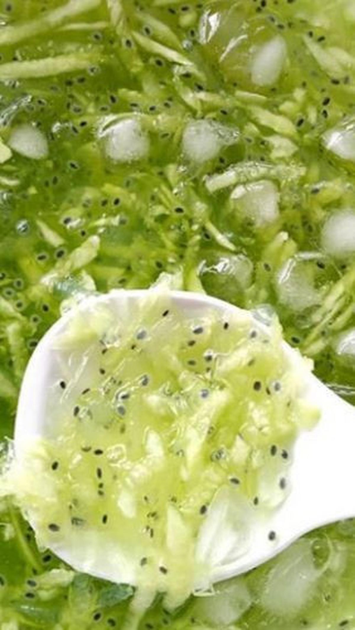 4. Es Timun Daun Mint
