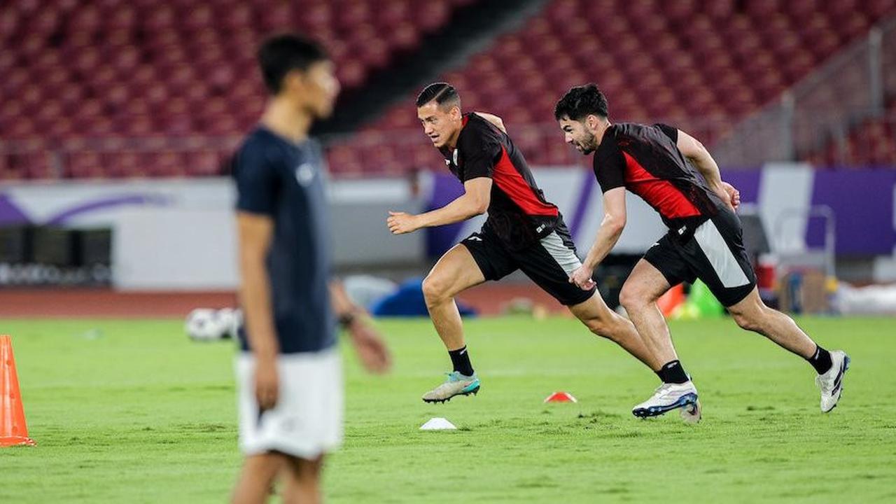 Mantap! Jay Idzes Bantu Venezia Sikat Timnya David De Gea & Keluar dari Zona Degradasi