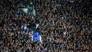 Bobotoh hadir langsung untuk memberikan dukungan terhadap skuad Persib Bandung yang kepercayaan dirinya tengah pulih berkat kemenangan perdana musim ini, atas PSIS Semarang. (Bola.com/Bagaskara Lazuardi)