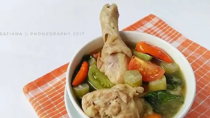 Asem-asem ayam./Copyright cookpad.com/Nur Sabatiana