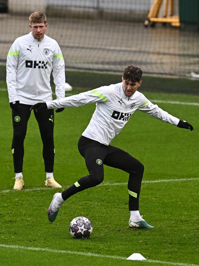 Latihan Santai Pemain Manchester City Jelang Duel Lawan RB Leipzig di Leg Kedua Babak 16 Besar Liga Champions
