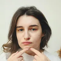 Ilustrasi bopeng bekas jerawat. (c) Pexels/Polina Tankilevitch